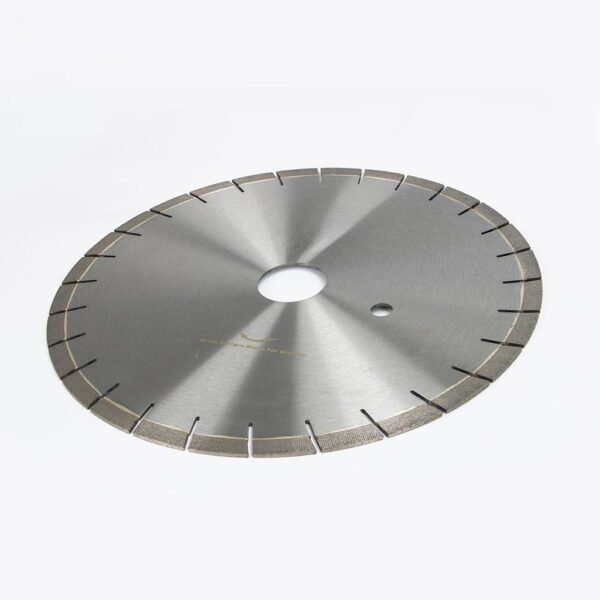 DIAMOND BLADE FOR QUARTZITE QUARTZ ENGINEERING STONE – Precision Cutting with Array-Pattern Segments (3)1 DIAMOND BLADE FOR QUARTZITE QUARTZ ENGINEERING STONE – Precision Cutting with Array-Pattern Segments